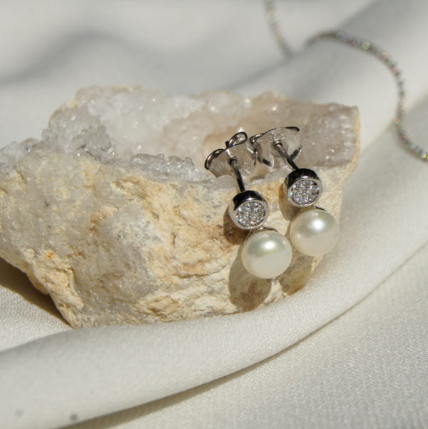 Kolczyki srebrne z cyrkoniami i perłą