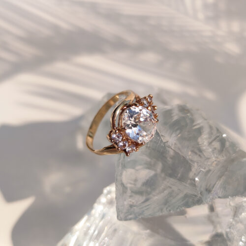 Pierścionek złoty z cyrkoniami