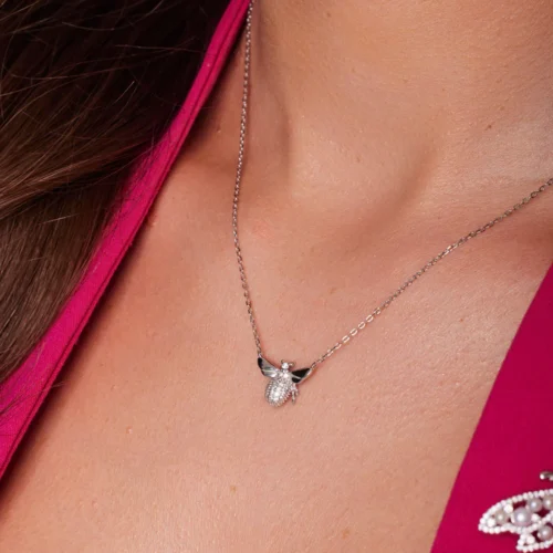 Naszyjnik srebrny z cyrkoniami - żuk