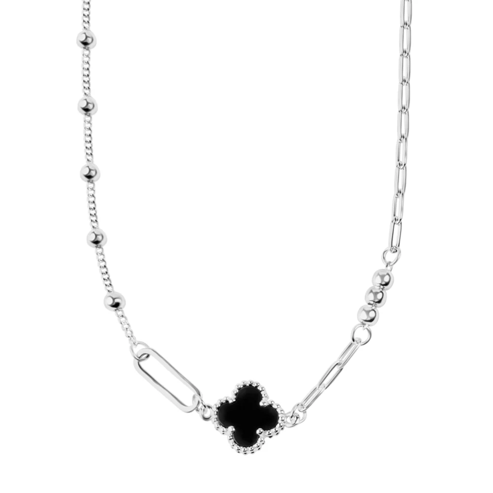 Naszyjnik srebrny z onyksem - koniczyna