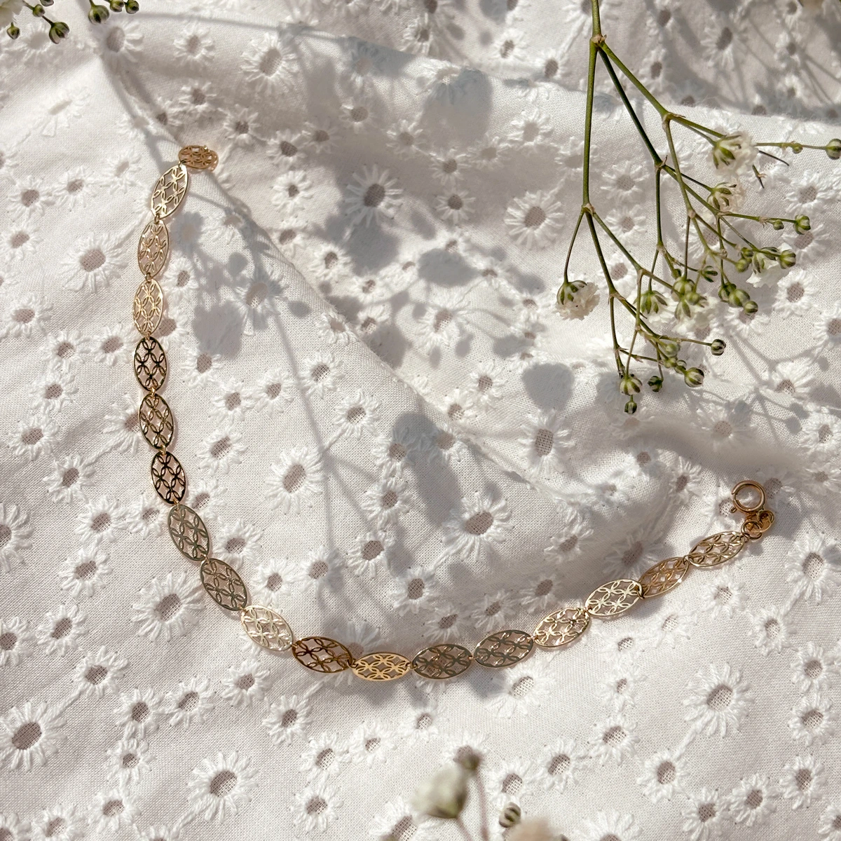 Bransoleta złota ażurowa