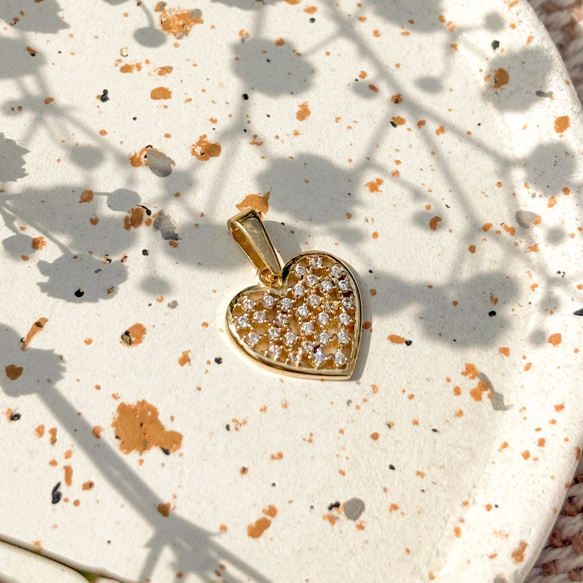 Zawieszka złota – serce z cyrkoniami