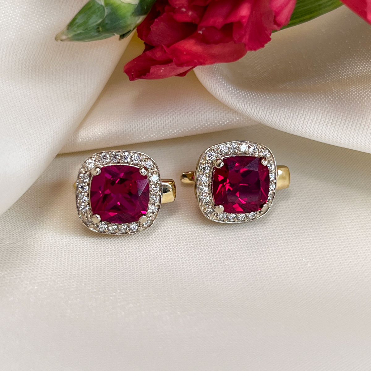 Złote kolczyki z cyrkoniami